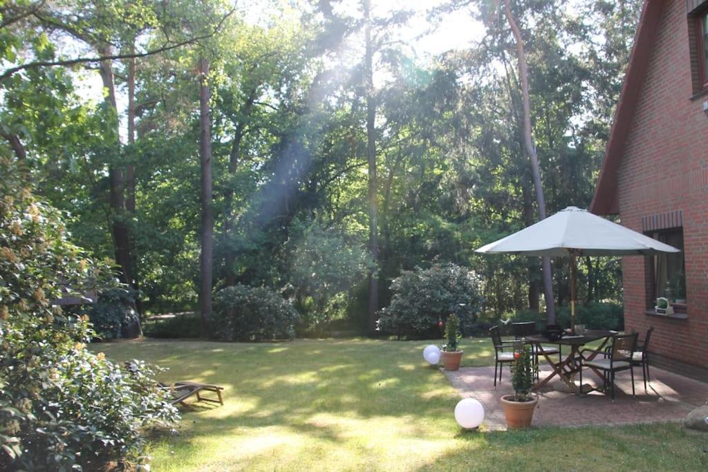 Ferienhaus Am Waldesrand Hatten Esterno foto