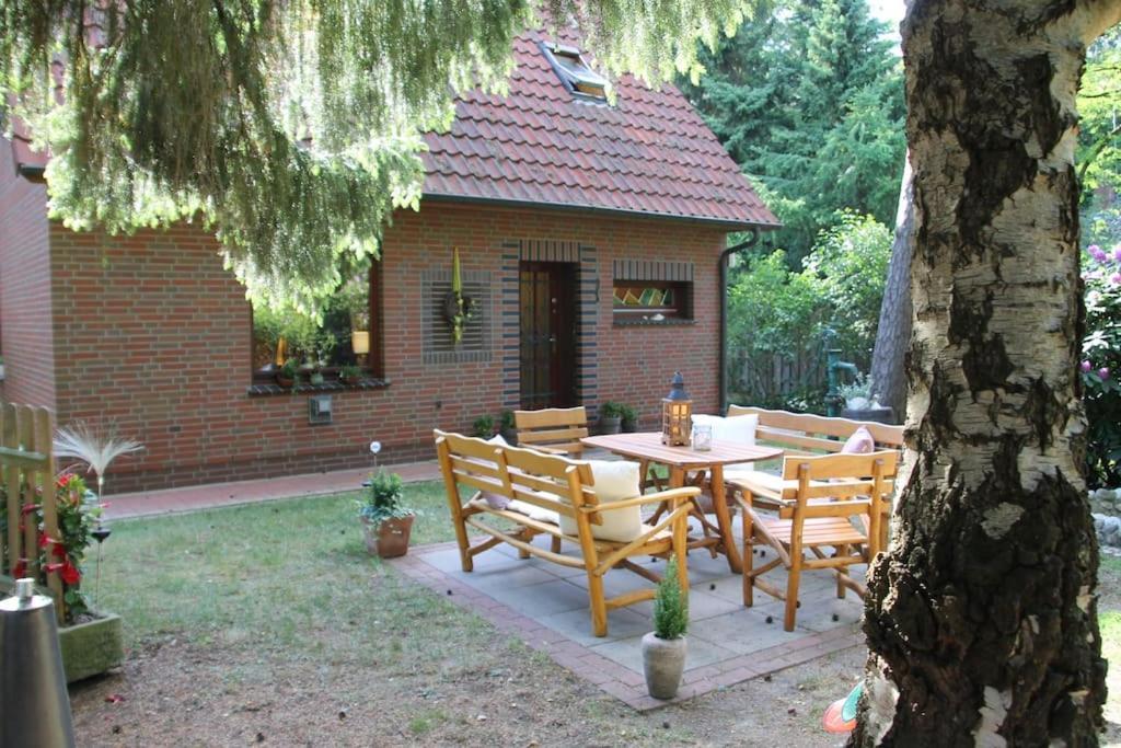 Ferienhaus Am Waldesrand Hatten Esterno foto
